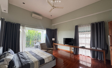 Disewakan townhouse full furnished lokasi strategis kemang