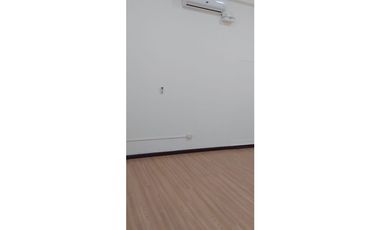 ALQUILER LOCAL CON OFICINAS PARQUE LEFEVRE