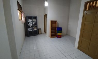 Cari rumah di jatimakmur kami sewakan rumah 2lantai