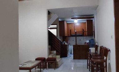 Cari rumah di jatimakmur kami sewakan rumah 2lantai