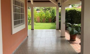 ALQUILER CASA AMOBLADA CORONADO