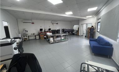 Se Alquila Local en Costa Del Este