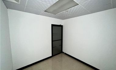 ALQUILER OFICINA AVENIDA BALBOA