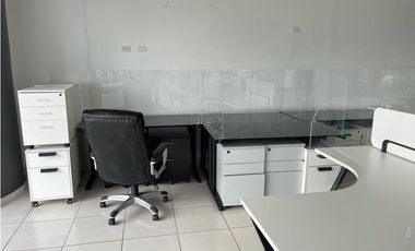 ALQUILER OFICINA AMOBLADA PUNTA PACIFICA