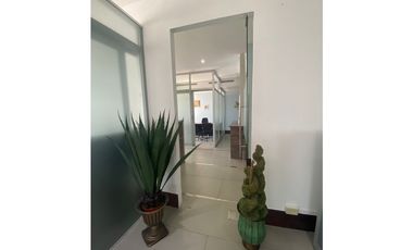 ALQUILER OFICINA AMOBLADA AVENIDA BALBOA
