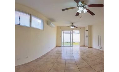 ALQUILER CASA BRISAS DEL GOLF