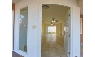 ALQUILER CASA BRISAS DEL GOLF