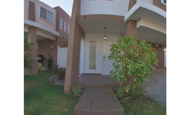 ALQUILER CASA BRISAS DEL GOLF