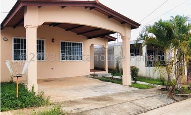 Casa en Alquiler en Arraijan YMW