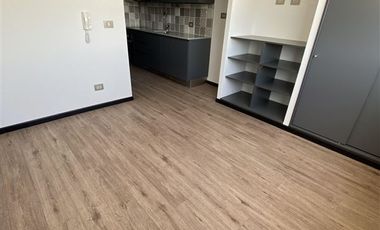 Departamento en Arriendo en Metro San Miguel