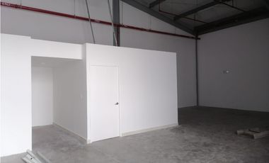VENTA OFIBODEGA PANAMA VIEJO