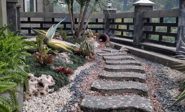 Villa Lubanyu Pecaluk Prigen,Pandaan