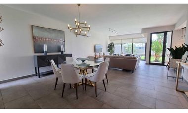 Casa en Venta en Altos de Panama YMW