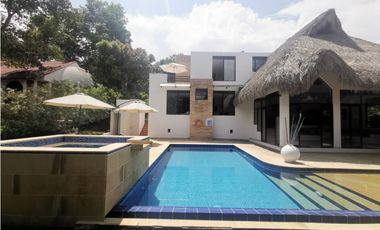 CASA DE DESCANSO EN VENTA EN ANAPOIMA (CONDOMINIO)