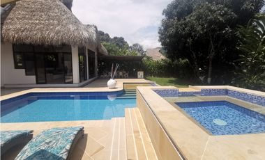 CASA DE DESCANSO EN VENTA EN ANAPOIMA (CONDOMINIO)