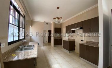 Casa en Venta en Clayton YMW