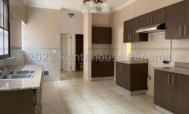 Casa en Venta en Clayton YMW