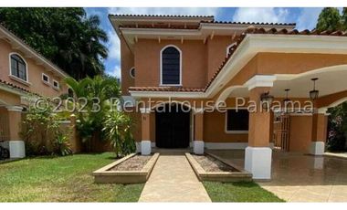 Casa en Venta en Clayton YMW