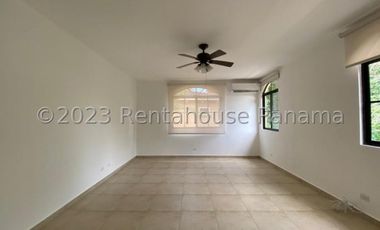 Casa en Venta en Clayton YMW