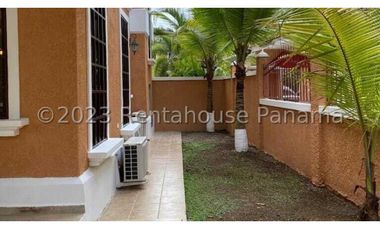 Casa en Venta en Clayton YMW