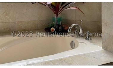 Casa en Venta en Clayton YMW