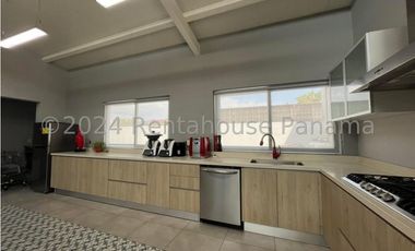 Casa en Venta en Coco del Mar YMW