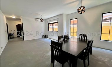 Casa en Venta en Costa Sur YMW