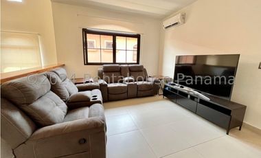 Casa en Venta en Costa Sur YMW