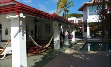 Casa en Venta en Juan Hombron YMW