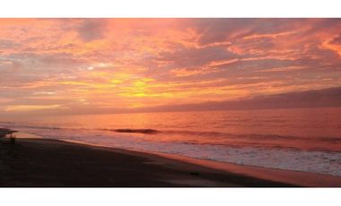 Casa en Venta en Juan Hombron YMW