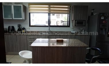 Casa en venta en Brisa del Golf YMW