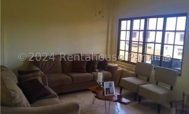 Casa en Venta en Las Cumbres YMW