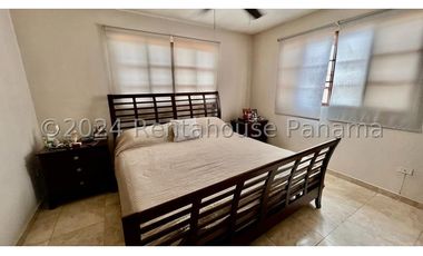 Casa en Venta en Las Cumbres YMW