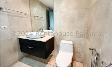 Edificio en Venta en Carrasquilla YMW