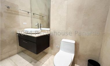 Edificio en Venta en Carrasquilla YMW