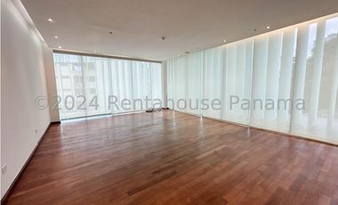 Edificio en Venta en Carrasquilla YMW