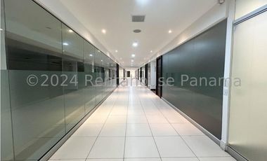 Edificio en Venta en Carrasquilla YMW