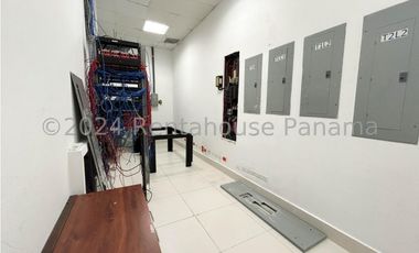 Edificio en Venta en Carrasquilla YMW