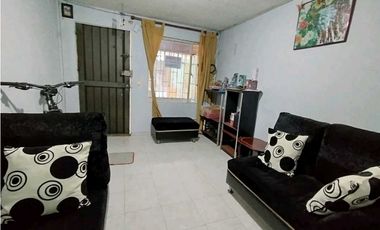 VENDO CASA EN QUINTAS DE SANTA ANA SOACHA