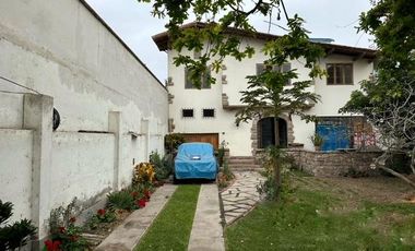 Casa en como Terreno en Venta en San Isidro