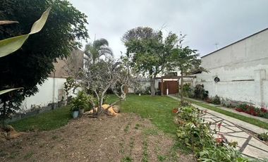 Casa en como Terreno en Venta en San Isidro