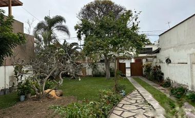 Casa en como Terreno en Venta en San Isidro