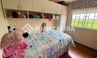 Casa en Venta en Villa Los Artesanos