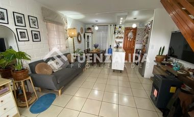 Casa en Venta en Villa Los Artesanos