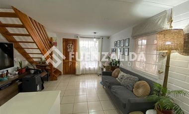 Casa en Venta en Villa Los Artesanos