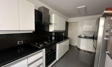 Departamento PH Dúplex en Venta en Santiago de Surco Chacarilla