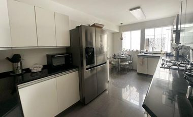 Departamento PH Dúplex en Venta en Santiago de Surco Chacarilla