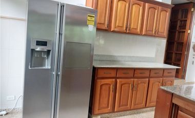 VENTA CASA AMOBLADA CHAPALA