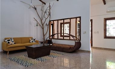 VENTA CASA AMOBLADA CHAPALA