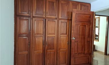VENTA CASA AMOBLADA CHAPALA
